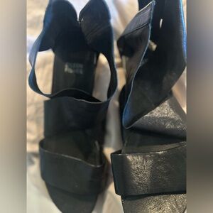 EILEEN FISHER SPORTS LEATHER SNEAKERS SANDALS SIZE 8 1/2